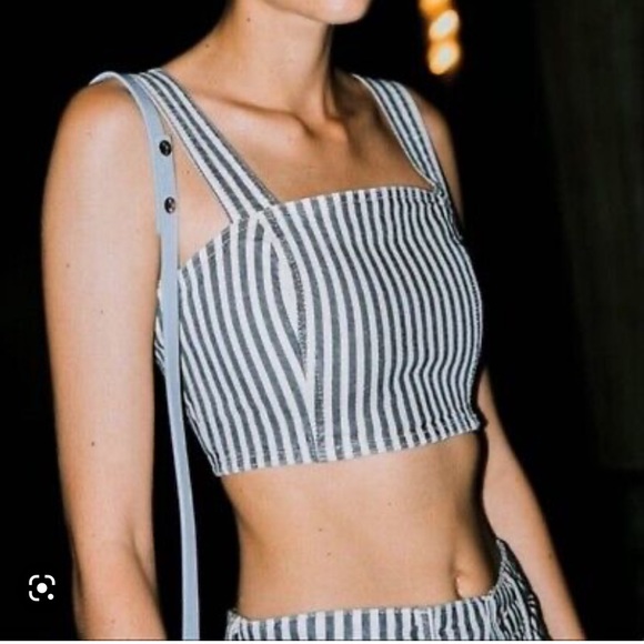 💙 ZARA BLUE IVORY STRIPE DENIM CROP TOP! - Picture 13 of 13